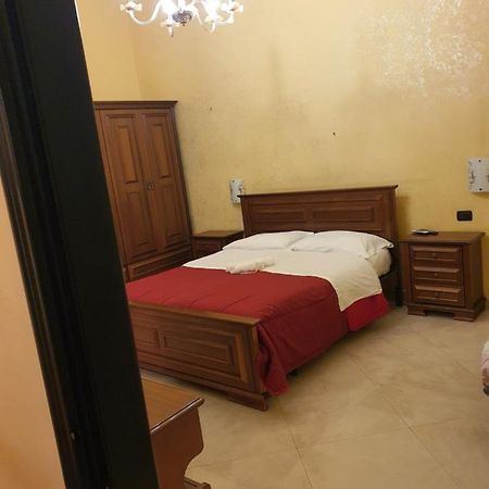 B&B La Stazione Caserta Ngoại thất bức ảnh